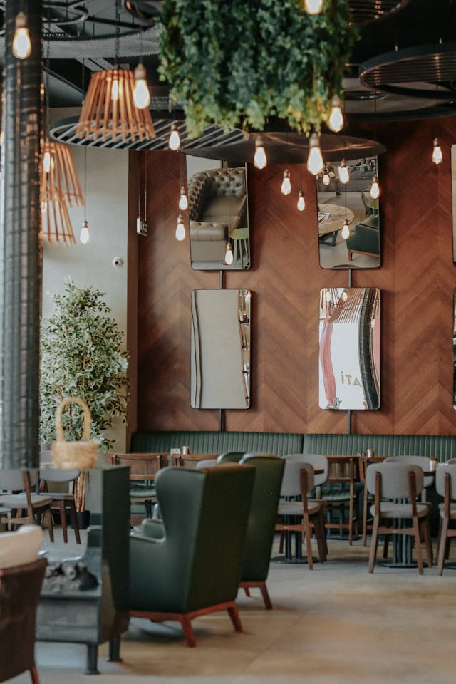 pexels-tahaasamett-12533385 restaurant renovations